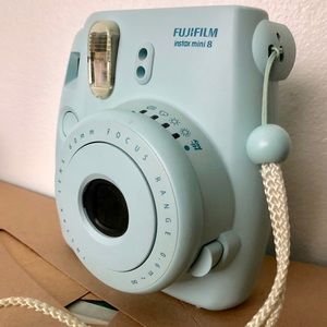 FujiFilm instax mini 8